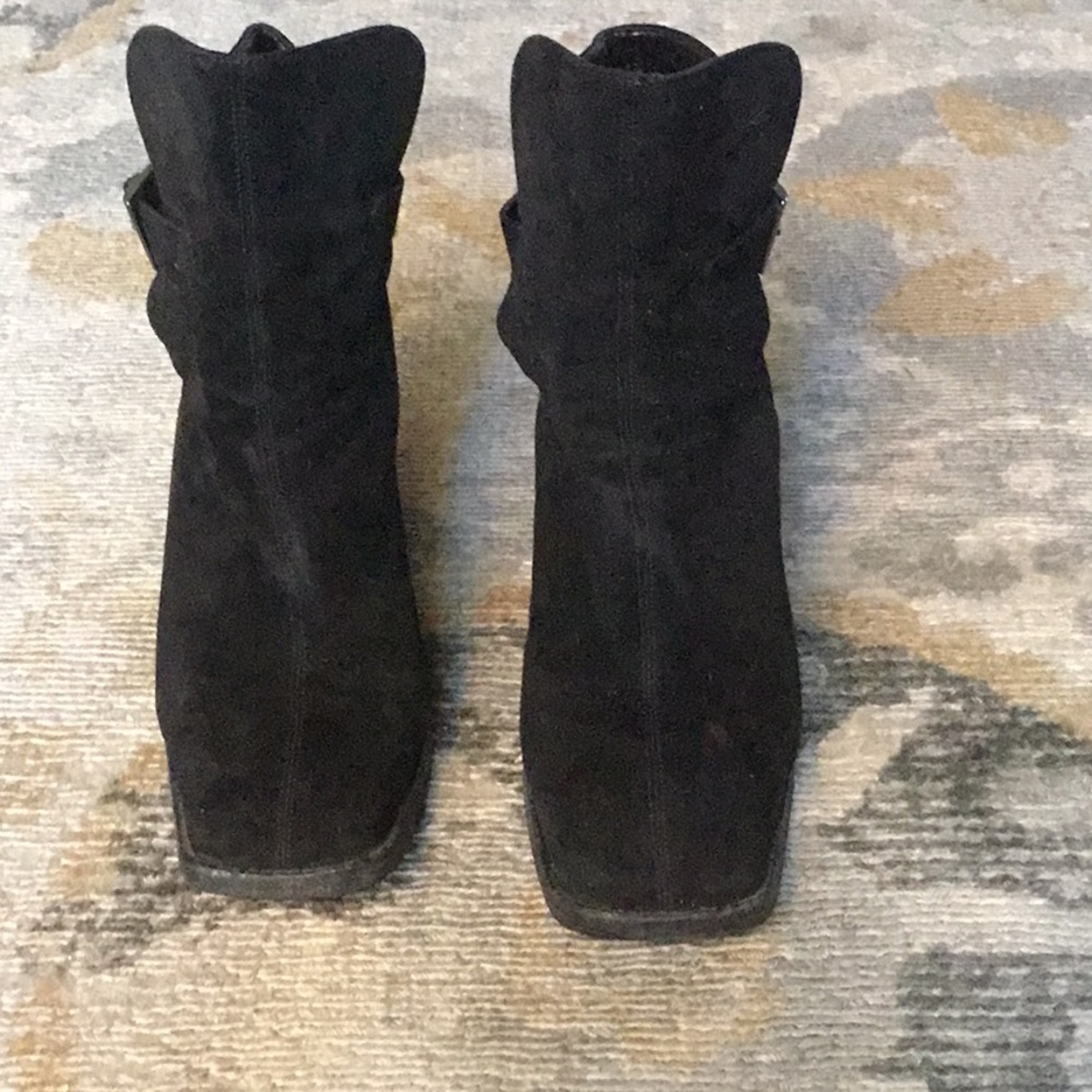 ๐ฅ๐ฅ๐Chanel Black Suede Boots! - Picture 1 of 6